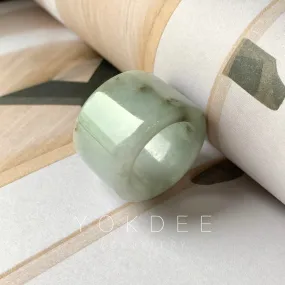 20.5mm A-Grade Natural Light Greyish Green Jadeite Archer Ring Band No.162081