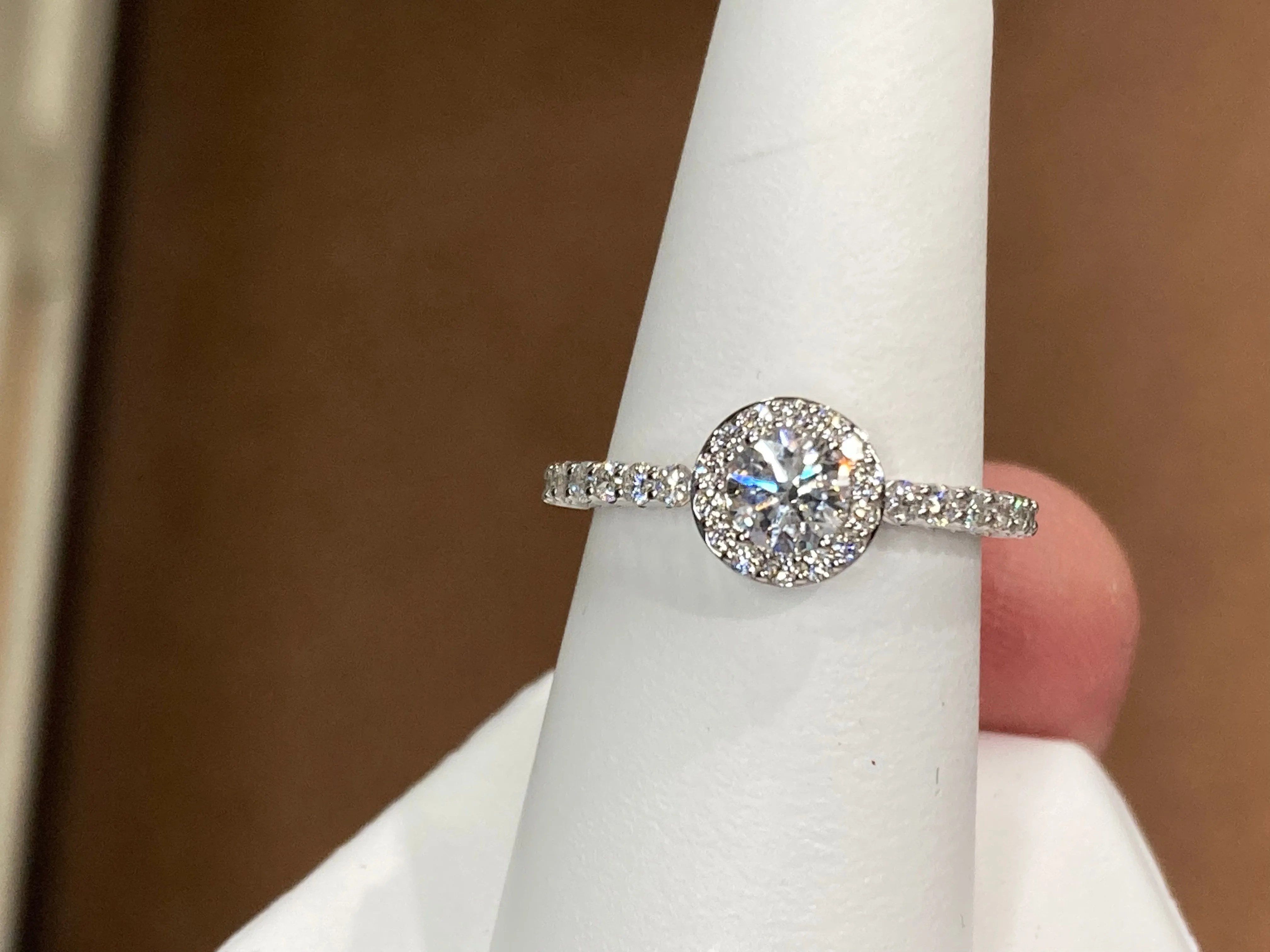 Diamond Engagement Ring White Gold