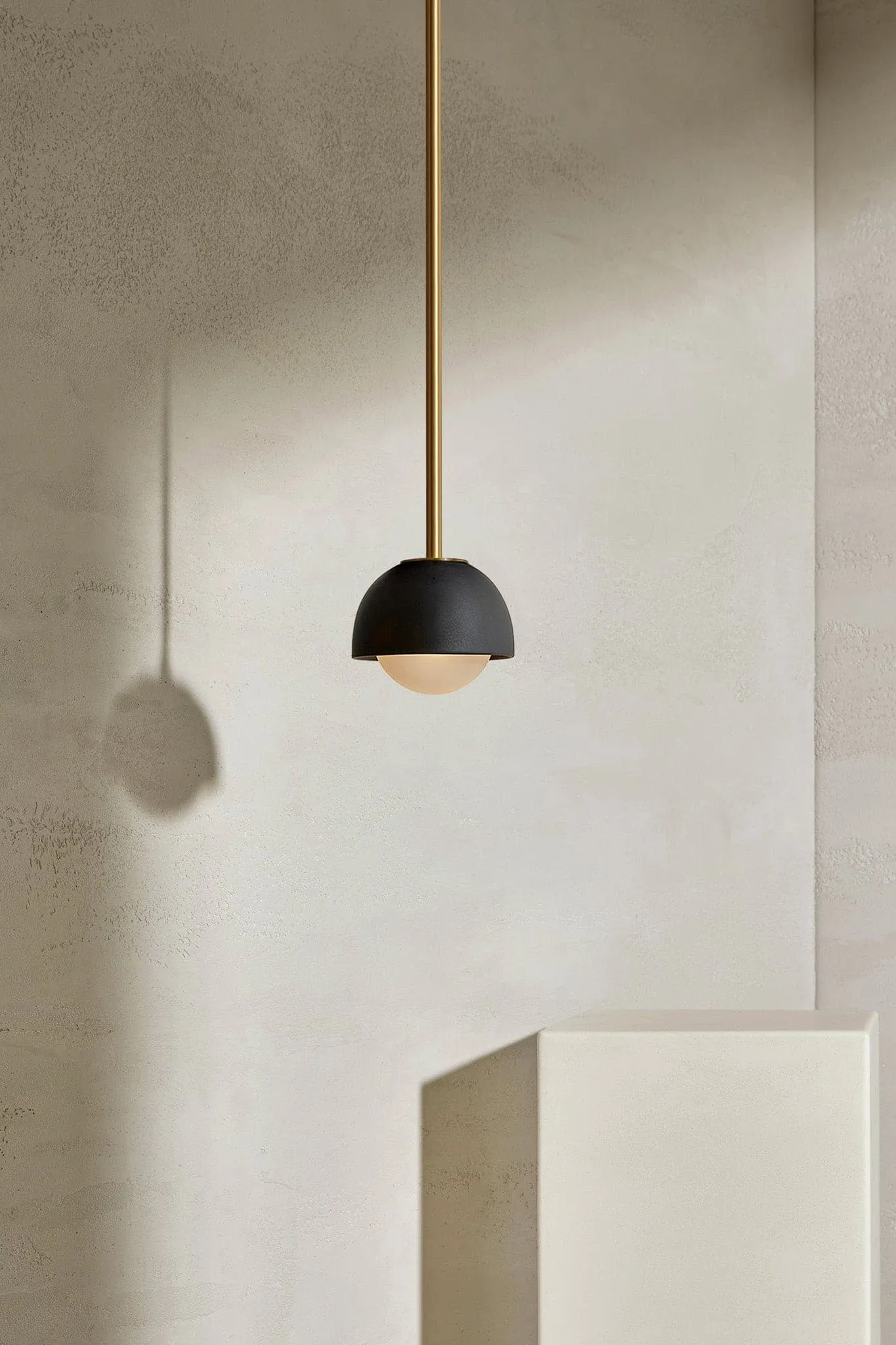 Terra 0 Pendant Light - Solid Rod