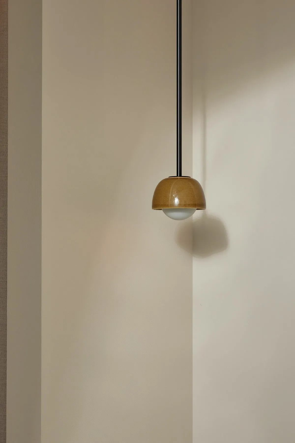 Terra 0 Pendant Light - Solid Rod