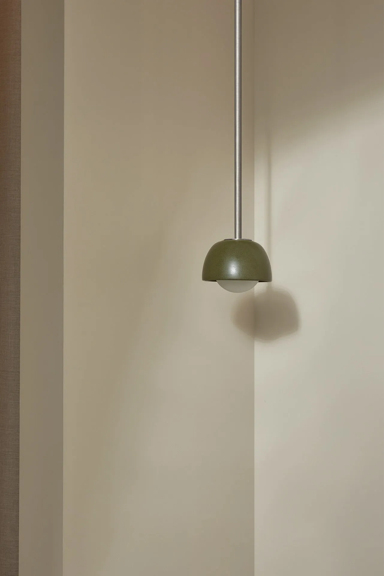 Terra 0 Pendant Light - Solid Rod