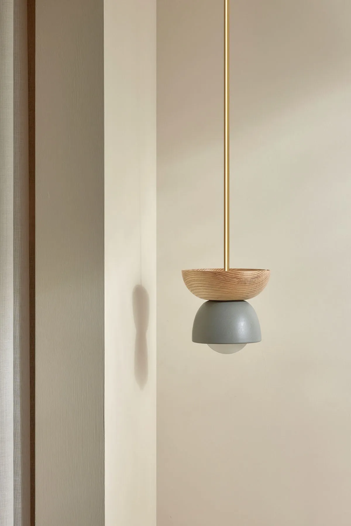 Terra 00 Pendant Light - Solid Rod