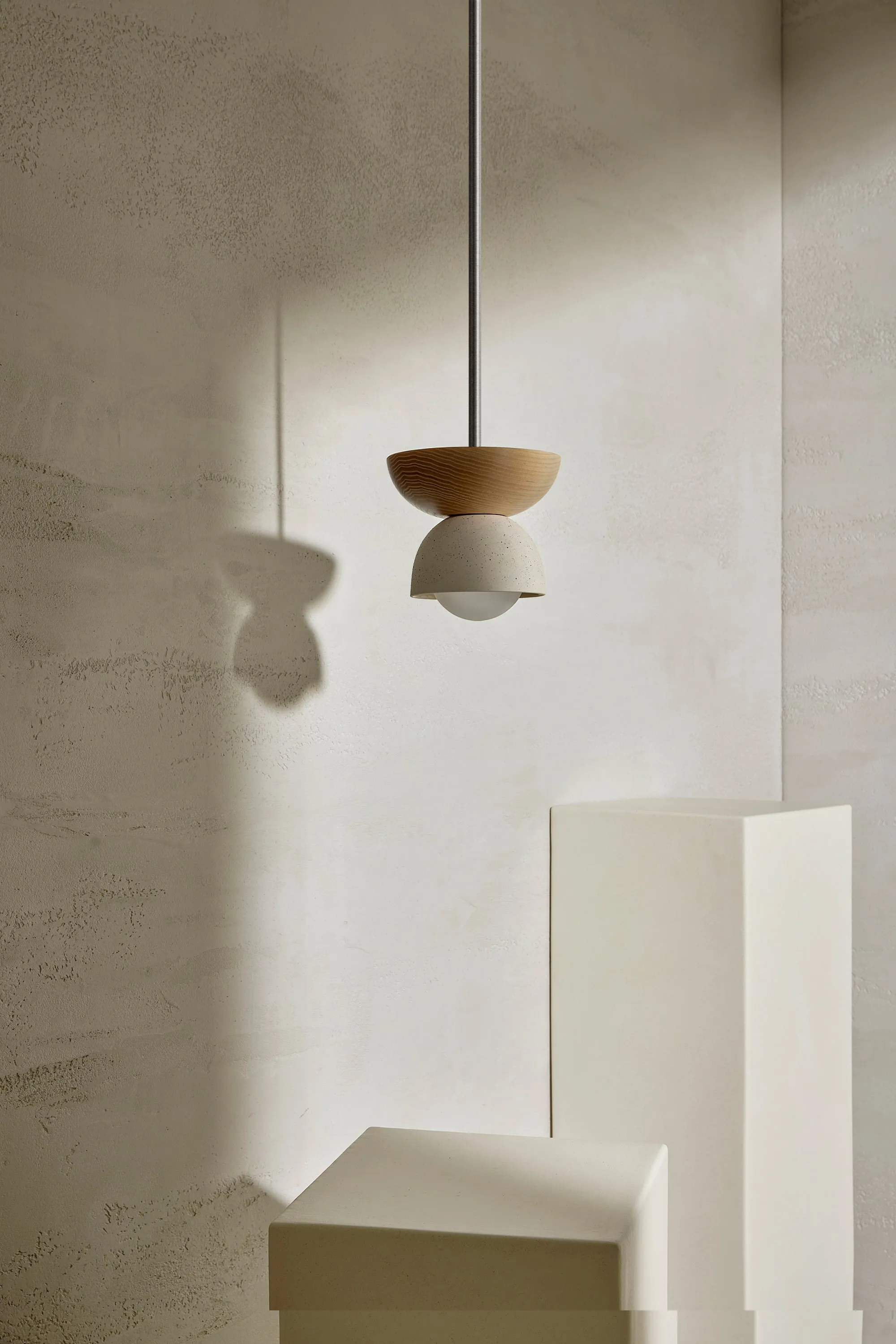 Terra 00 Pendant Light - Solid Rod