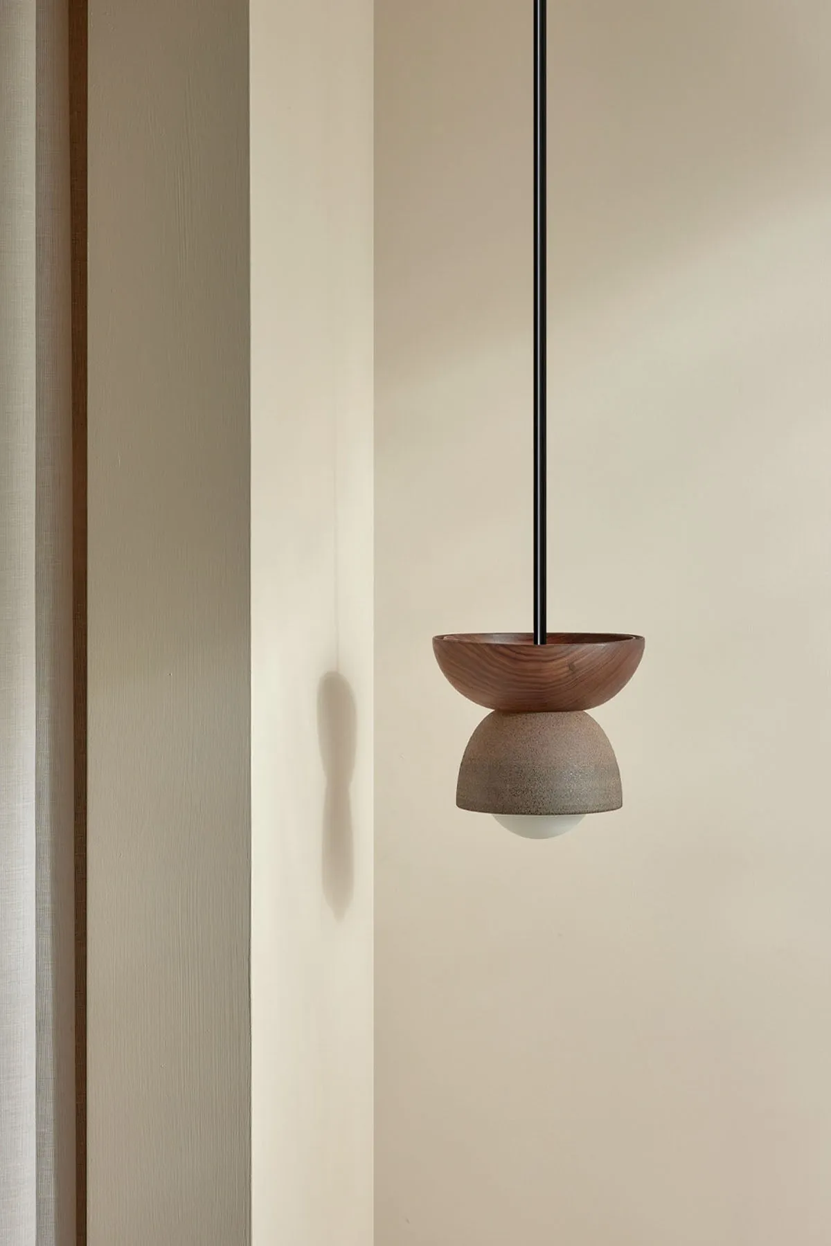 Terra 00 Pendant Light - Solid Rod